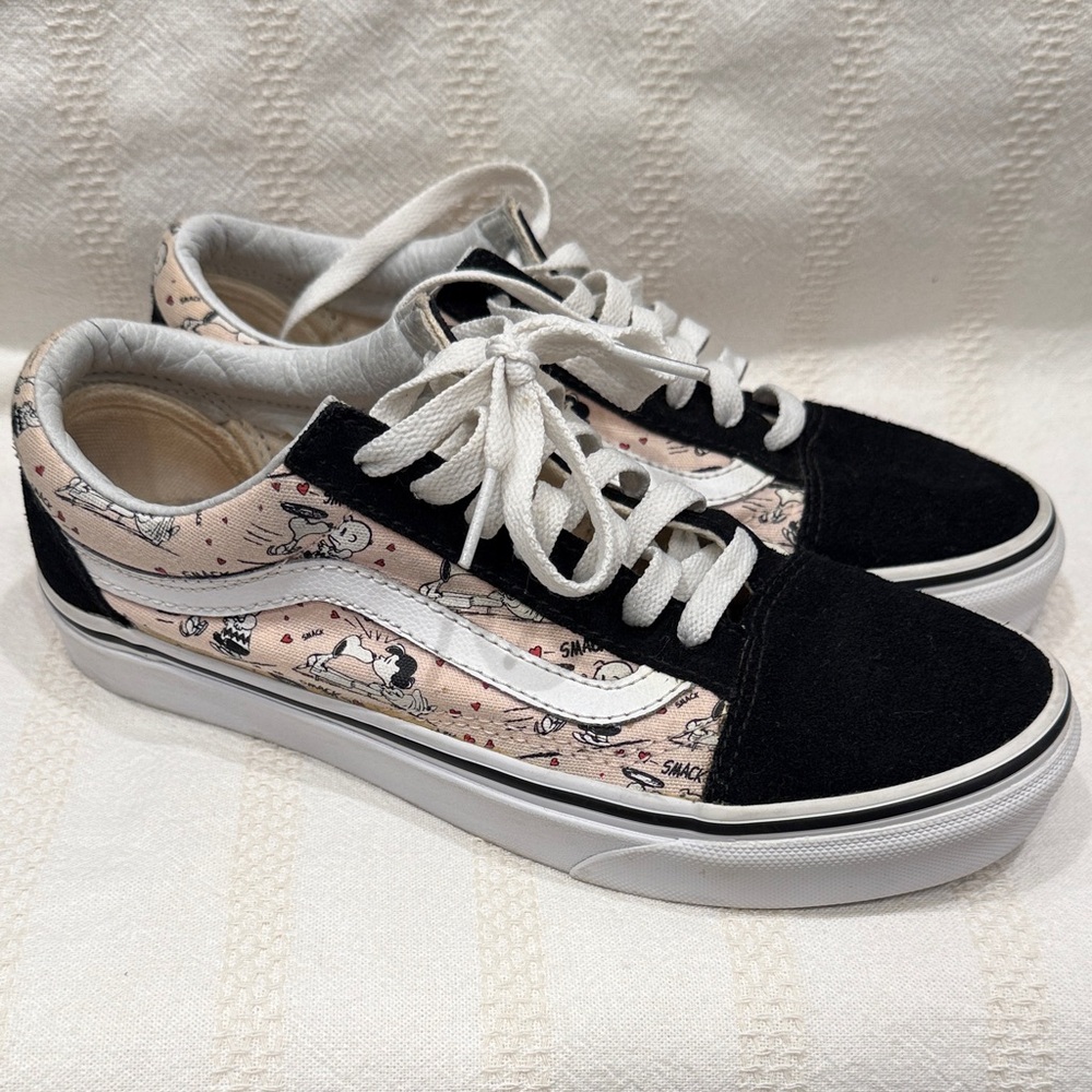 Vans x Peanuts Old Skool “smack” Women's   6.5